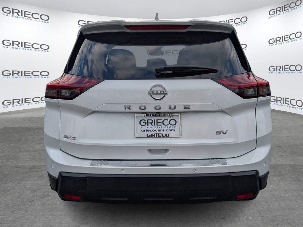 Certified 2024 Nissan Rogue SV w/ SV Premium Package image 6
