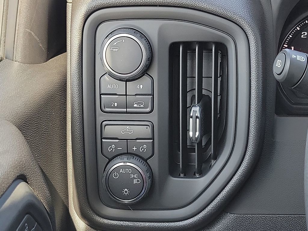 New 2025 Chevrolet Silverado 1500 Custom w/ Turbomax Blackout Package image 15