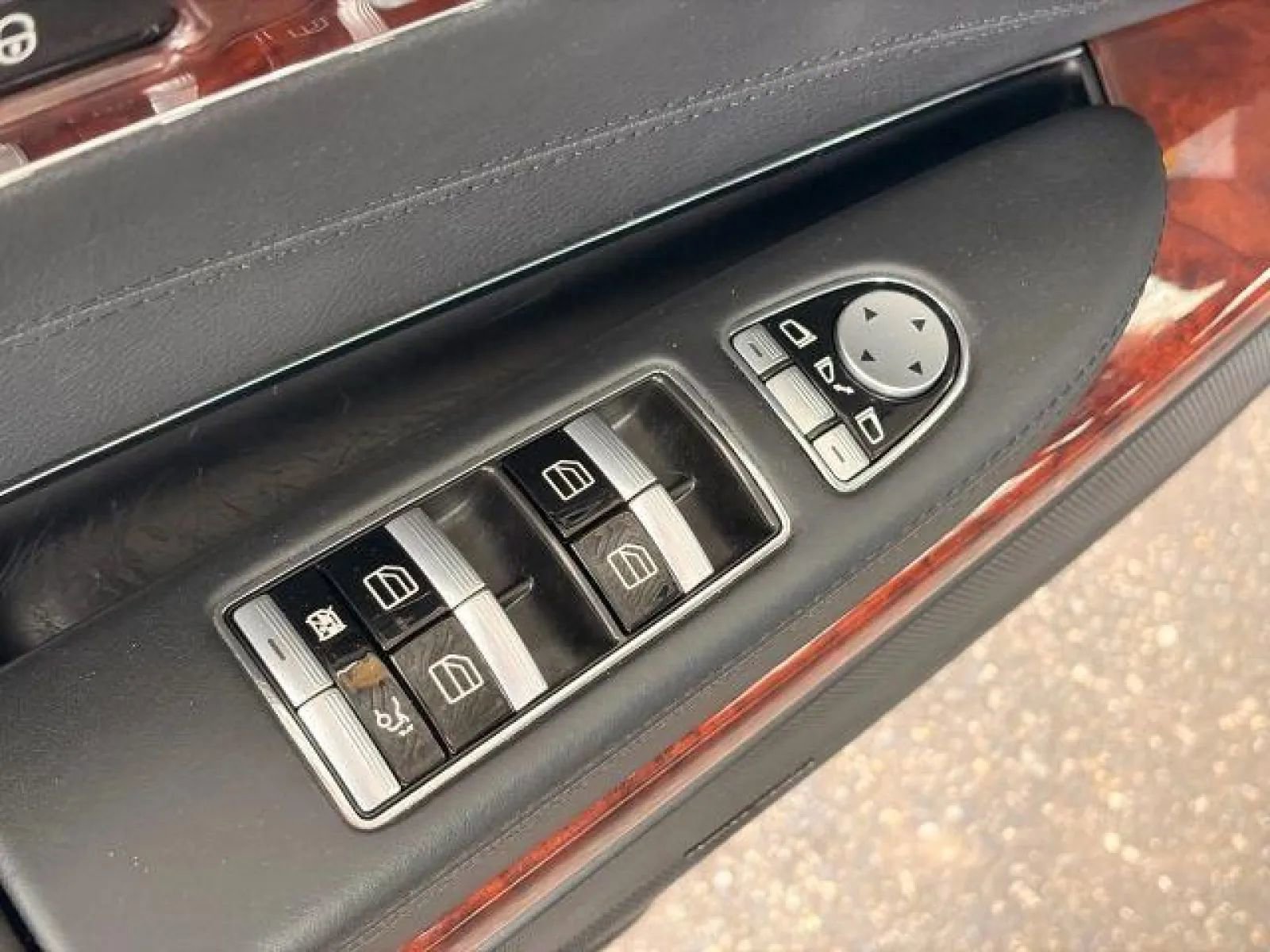 Used 2010 Mercedes-Benz CL 550 4MATIC image 14