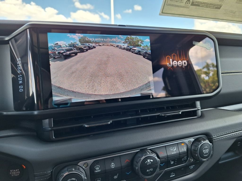 New 2025 Jeep Wrangler Sahara image 24