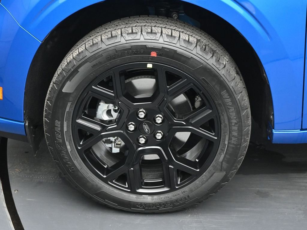 New 2026 Ford Maverick Lobo image 28