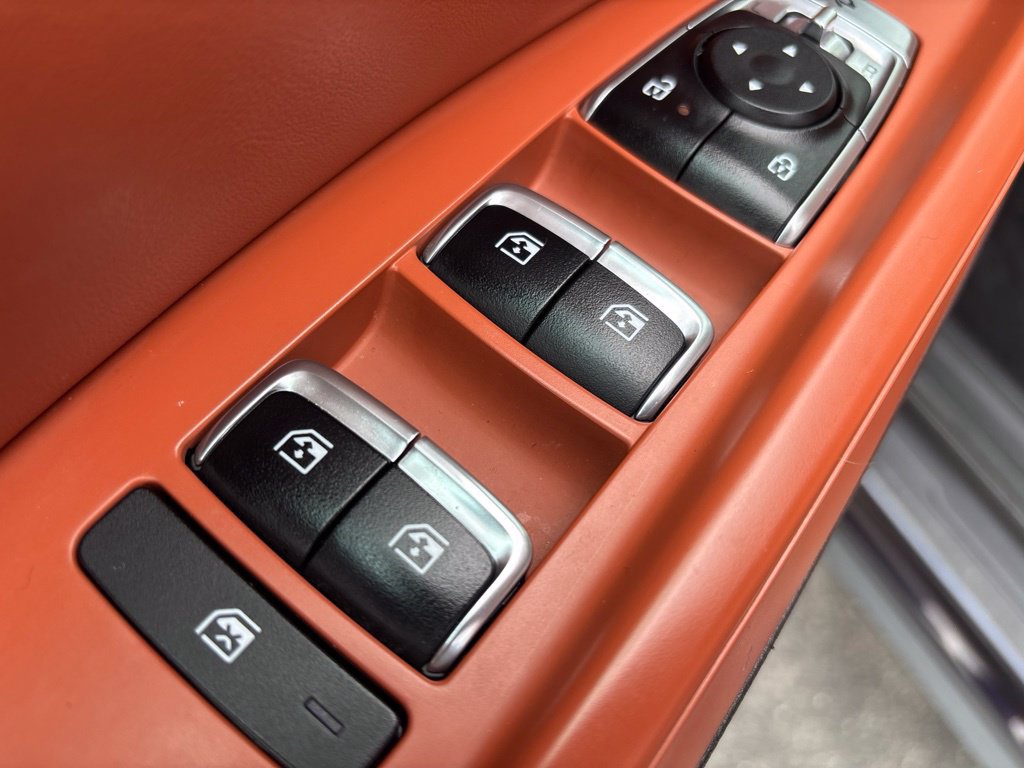 Certified 2025 Kia Carnival EX FWD image 20