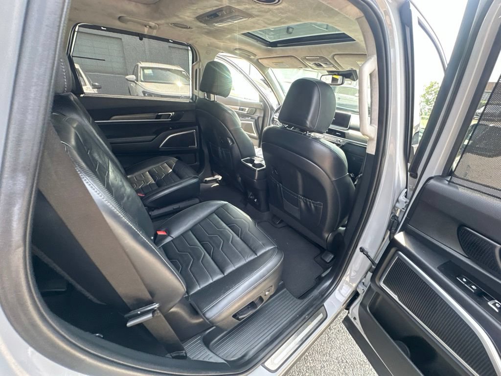 Used 2022 Kia Telluride SX w/ SX Prestige Package AWD/4WD image 32