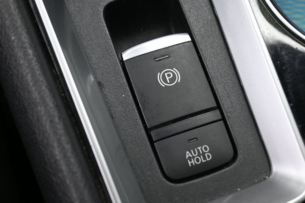 Used 2020 Nissan Altima 2.5 SV FWD image 29