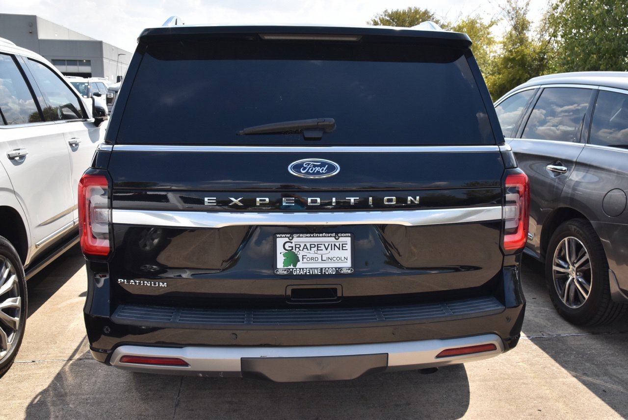 Certified 2022 Ford Expedition Platinum RWD image 6