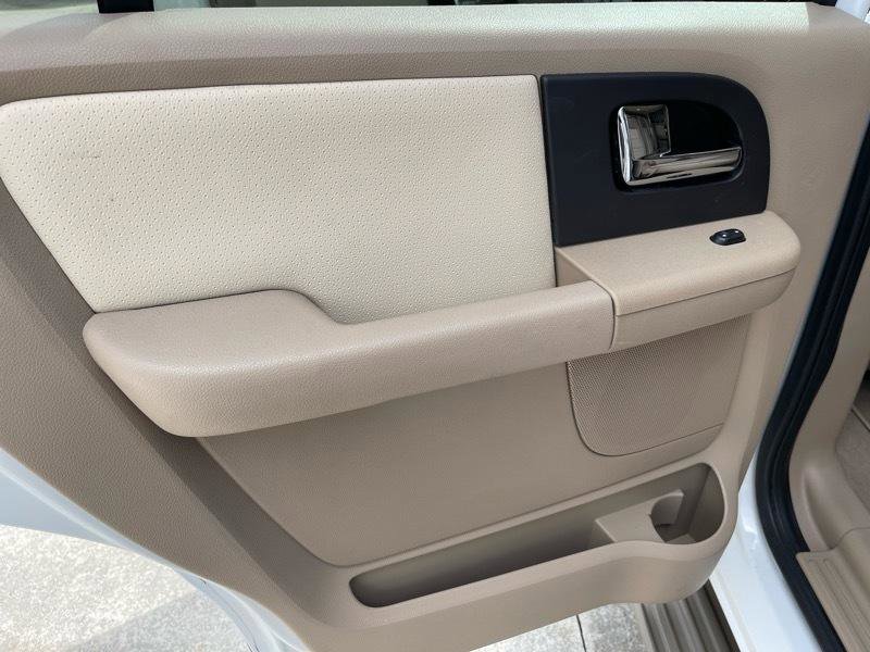 Used 2006 Ford Expedition Eddie Bauer image 33