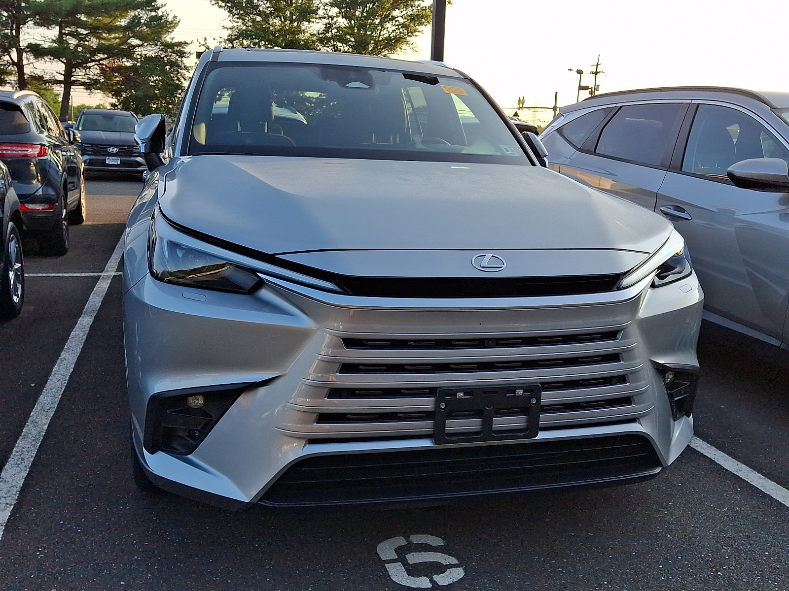 Used 2025 Lexus TX 350 AWD w/ Technology Package image 4