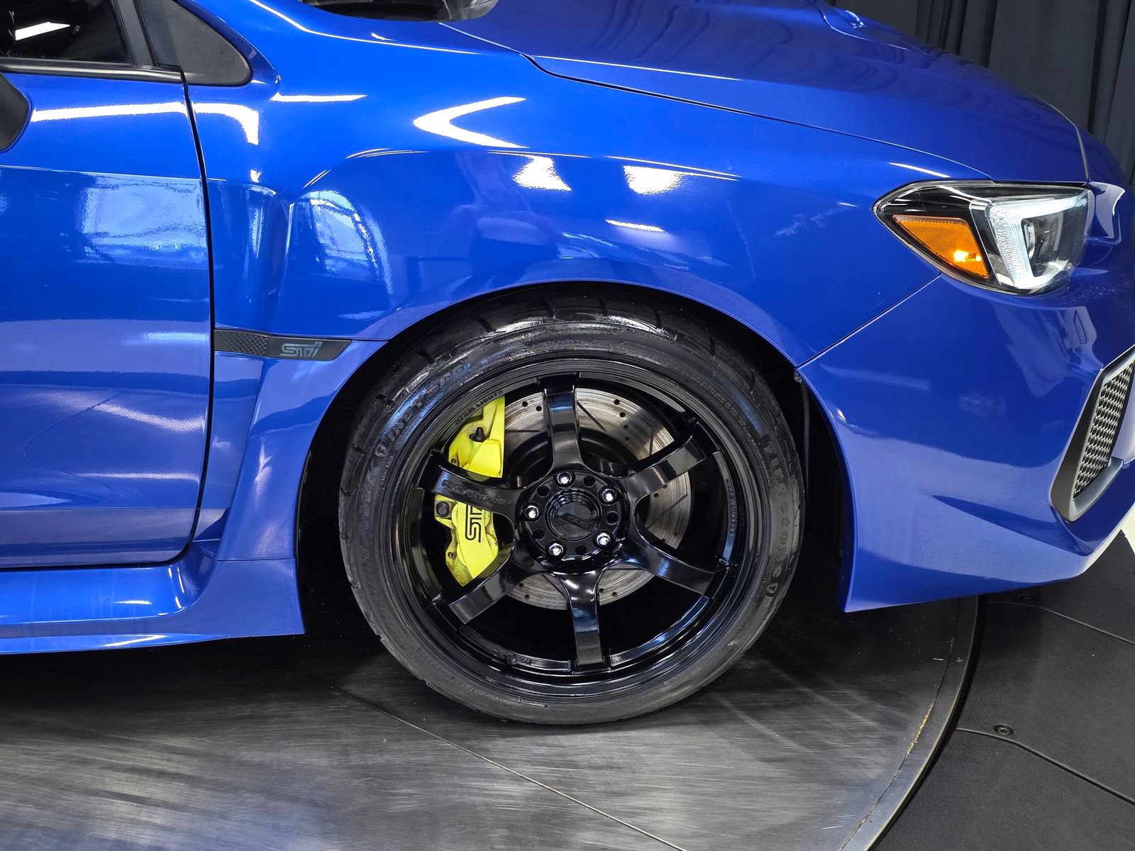 Used 2019 Subaru WRX STI Limited w/ Popular Package #1 AWD/4WD image 5
