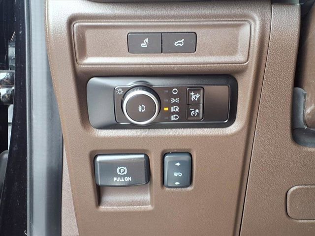 Used 2024 Ford Expedition Max King Ranch image 18