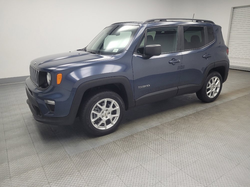 Used 2022 Jeep Renegade Latitude image 2