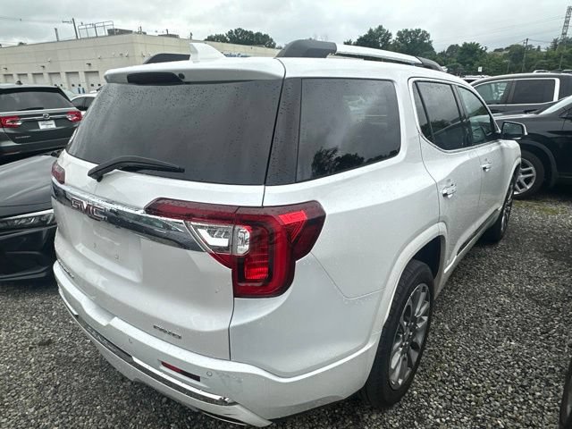 Used 2023 GMC Acadia Denali w/ Denali Technology Package AWD/4WD image 3