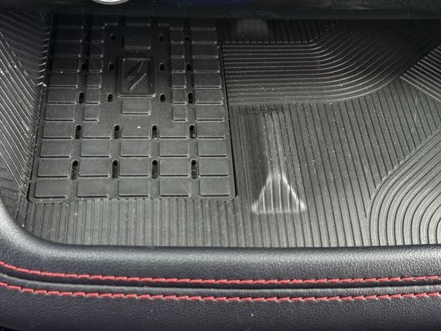 Used 2025 Ford Explorer ST RWD image 21