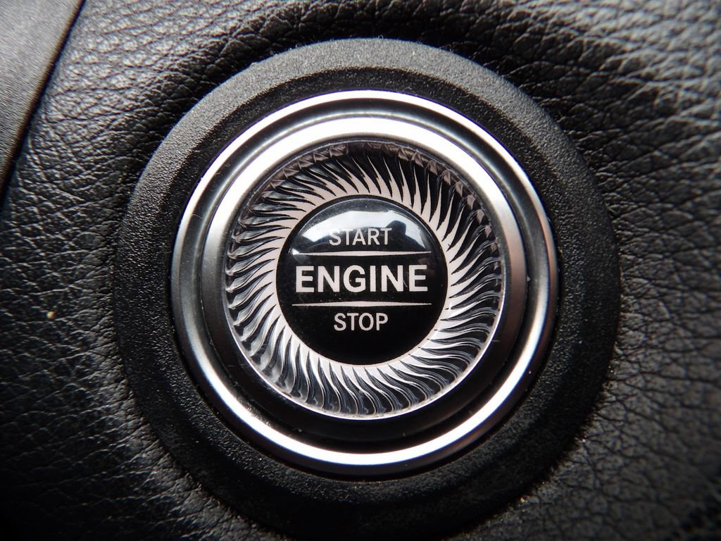 Used 2019 Mercedes-Benz C 300 4MATIC Coupe image 21