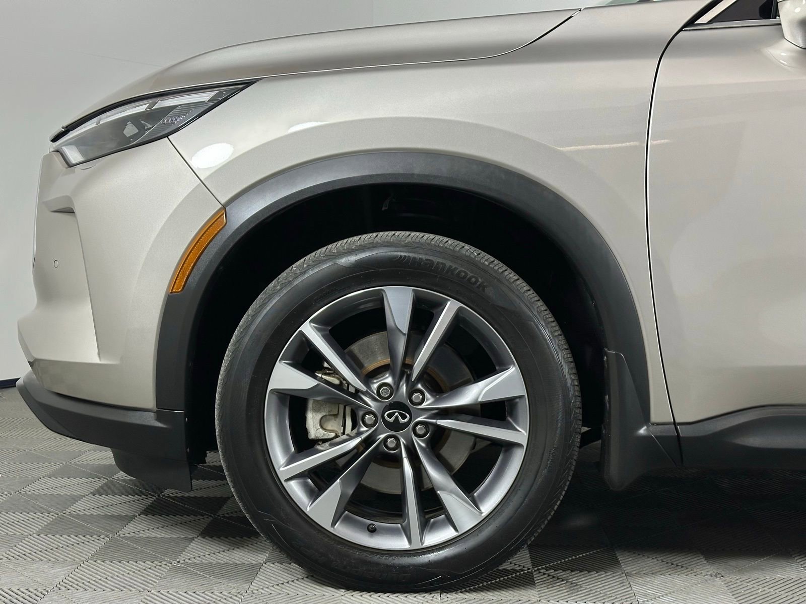 Used 2023 INFINITI QX60 Luxe w/ Cargo Package image 9