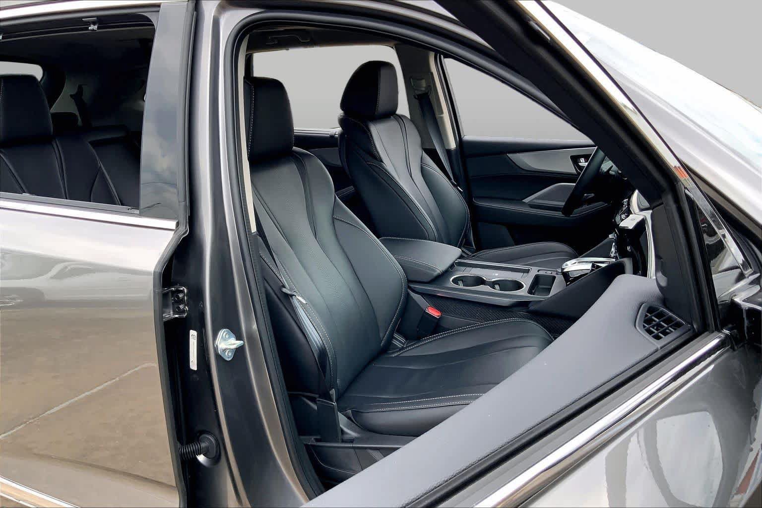 Used 2026 Acura MDX w/ Technology Package FWD image 9
