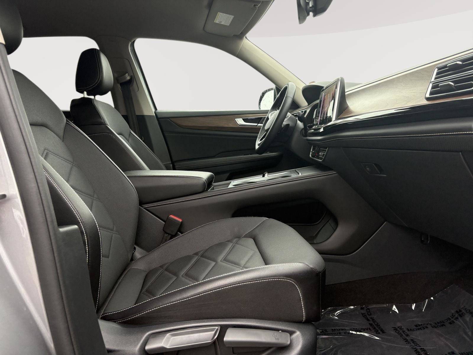Certified 2024 Volkswagen Atlas SE AWD/4WD image 13