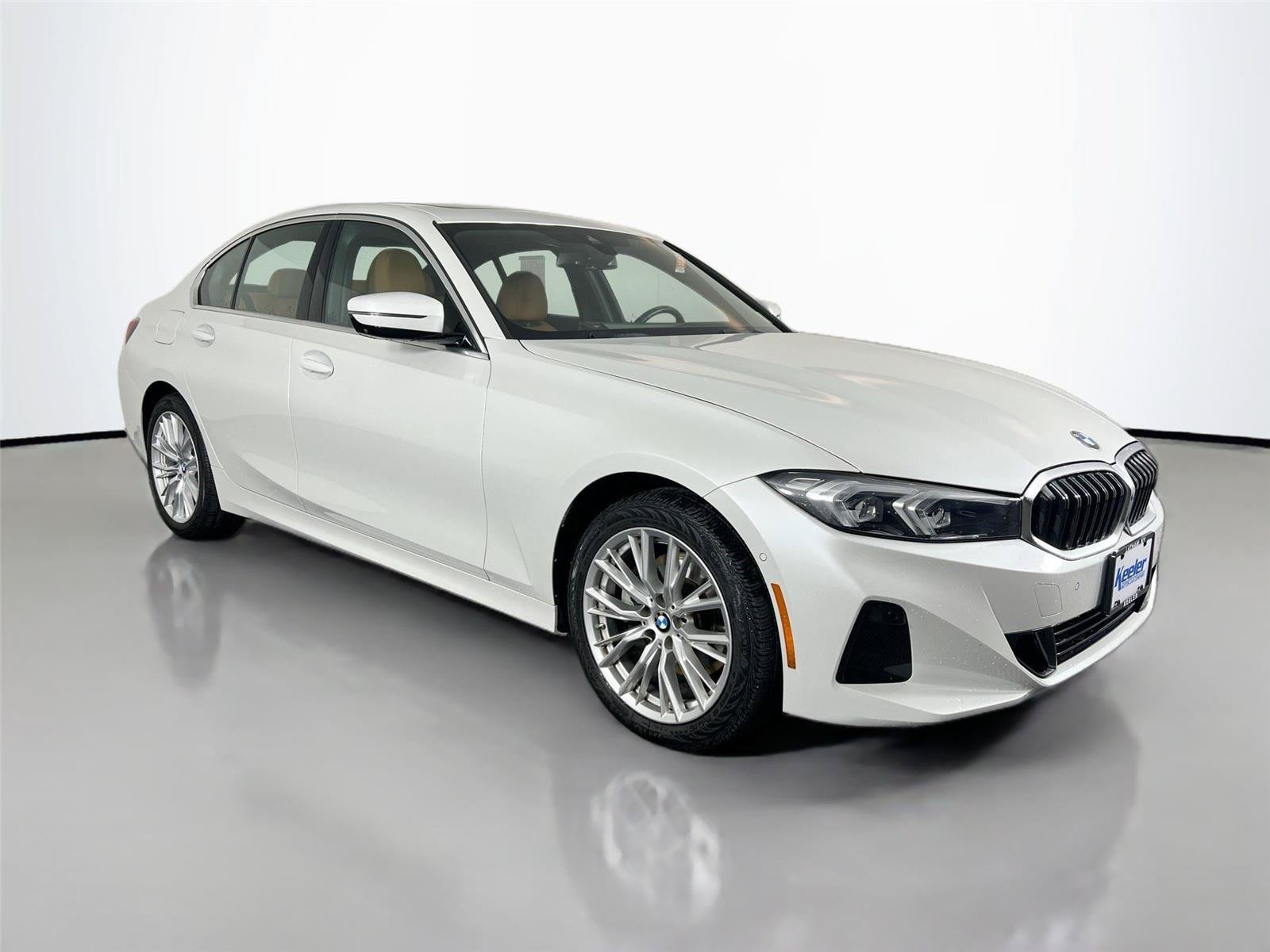 Certified 2023 BMW 330i xDrive Sedan w/ Parking Assistance Package AWD/4WD image 8