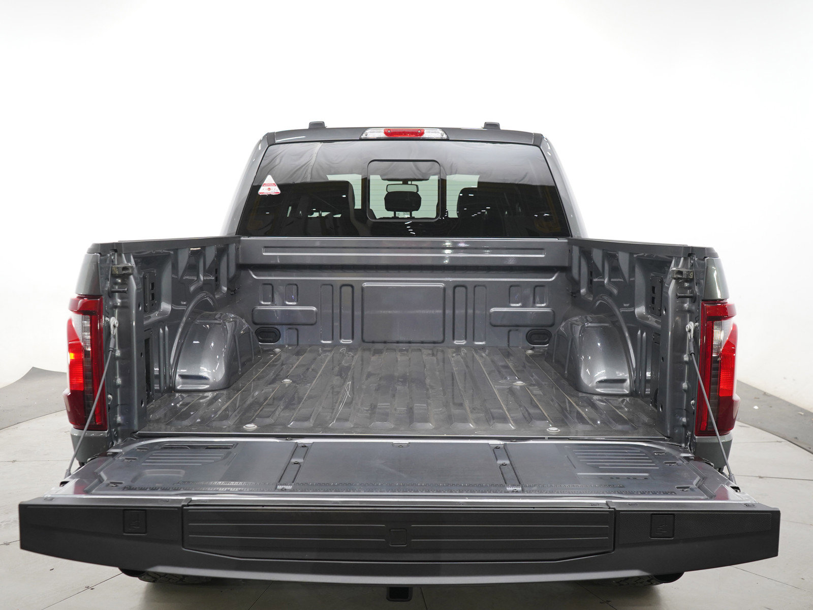 Used 2025 Ford F150 XLT w/ Equipment Group 302A MID AWD/4WD image 16