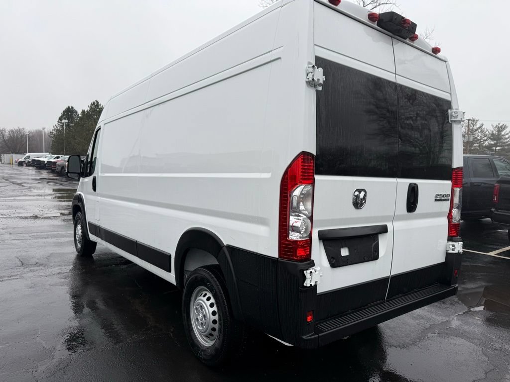 Used 2024 RAM ProMaster 2500 FWD image 6