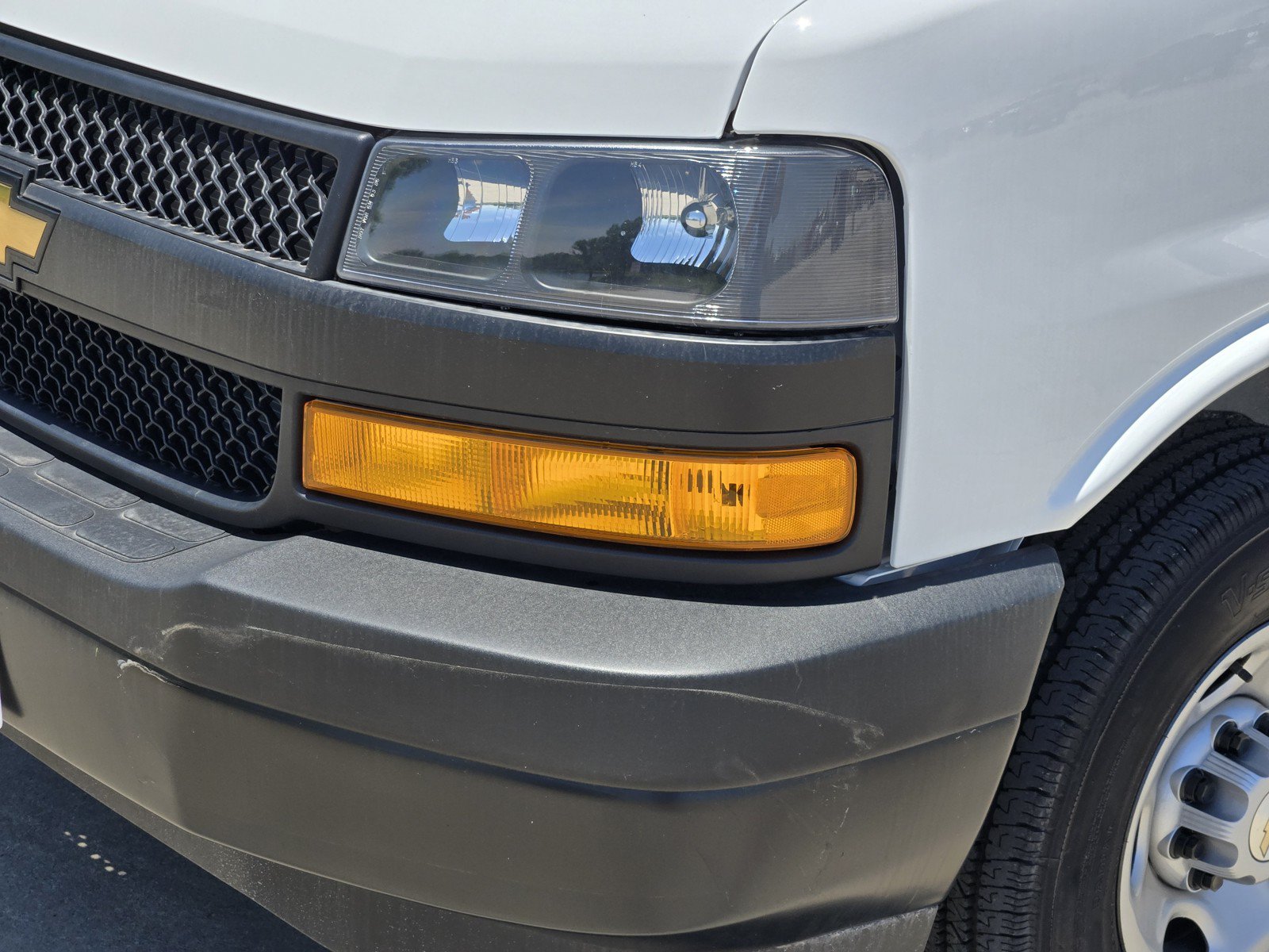 New 2025 Chevrolet Express 2500 w/ Driver Convenience Package RWD image 6