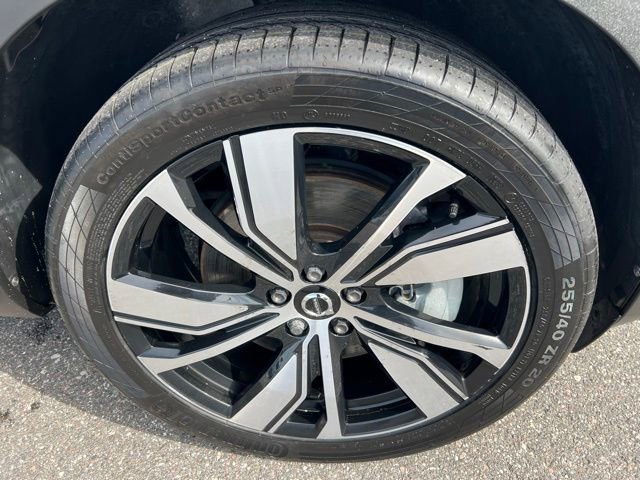 Used 2021 Volvo XC40 P8 Recharge w/ Advanced Package image 13