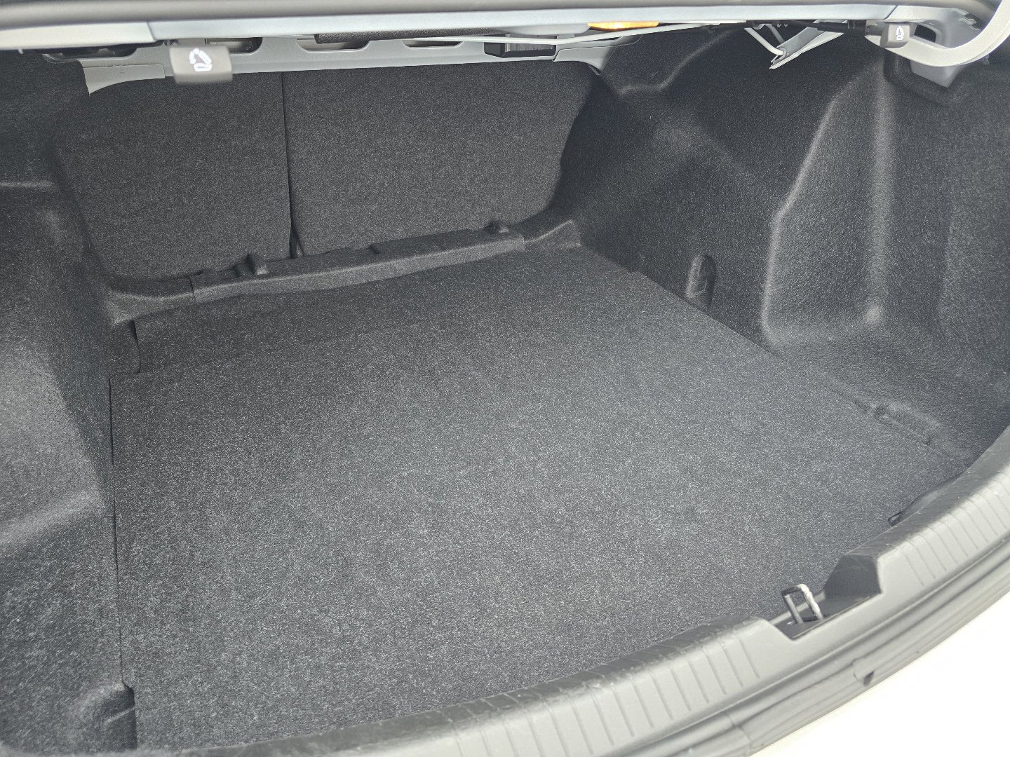 Used 2024 Chevrolet Malibu LT image 23