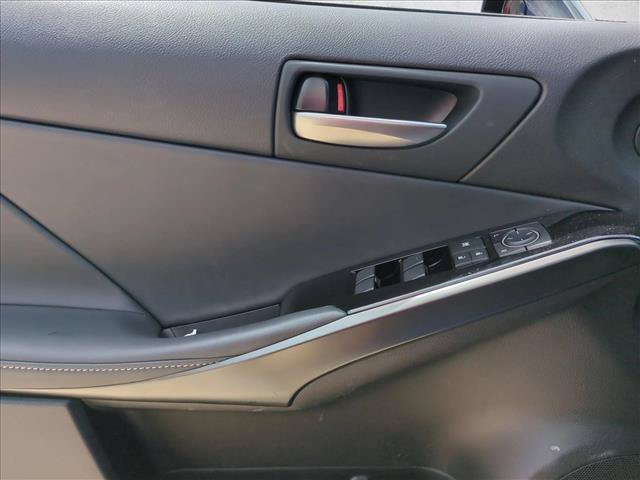 Used 2025 Lexus IS 350 F Sport RWD image 11
