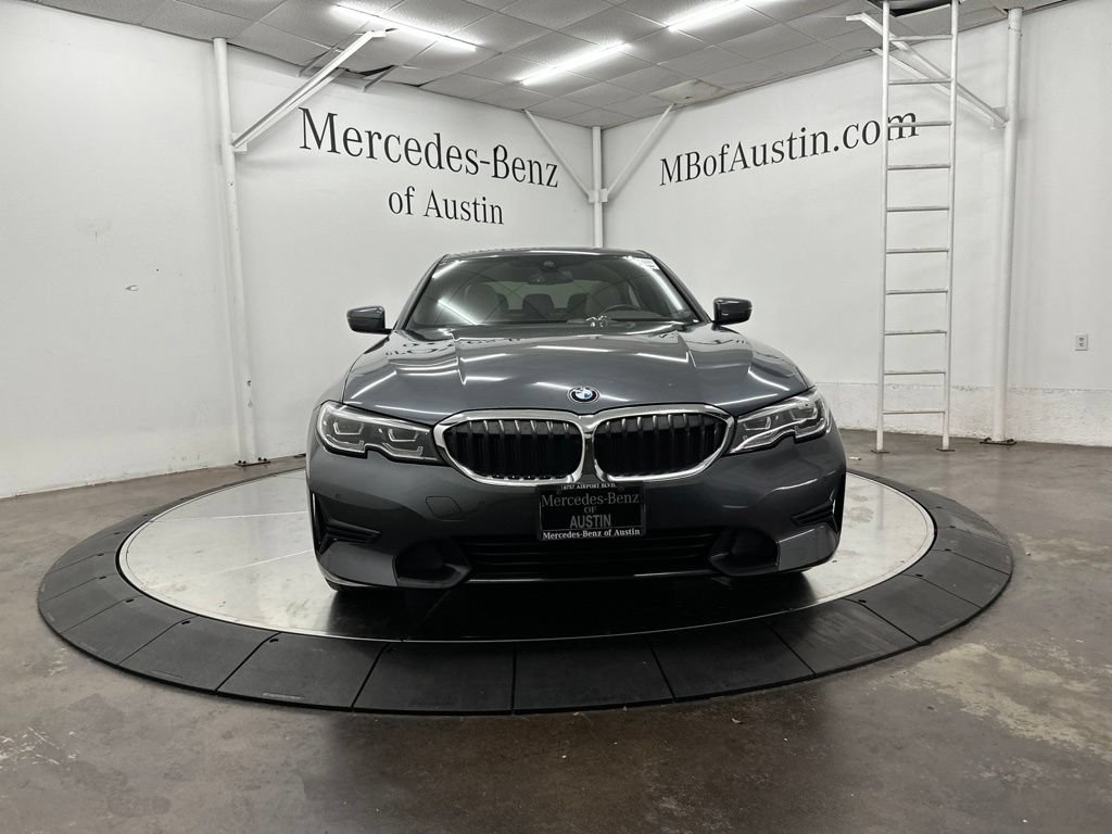 Used 2019 BMW 330i Sedan w/ Convenience Package RWD image 2