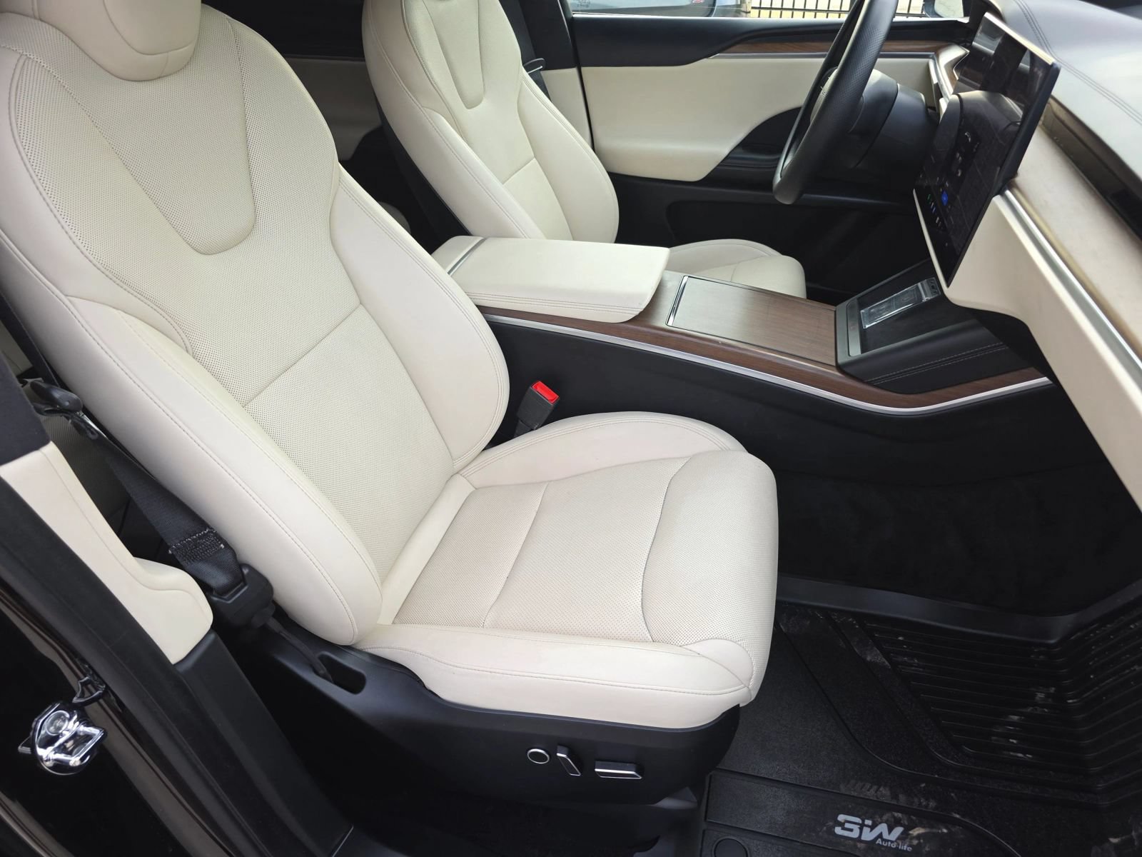 Used 2023 Tesla Model X AWD/4WD image 27