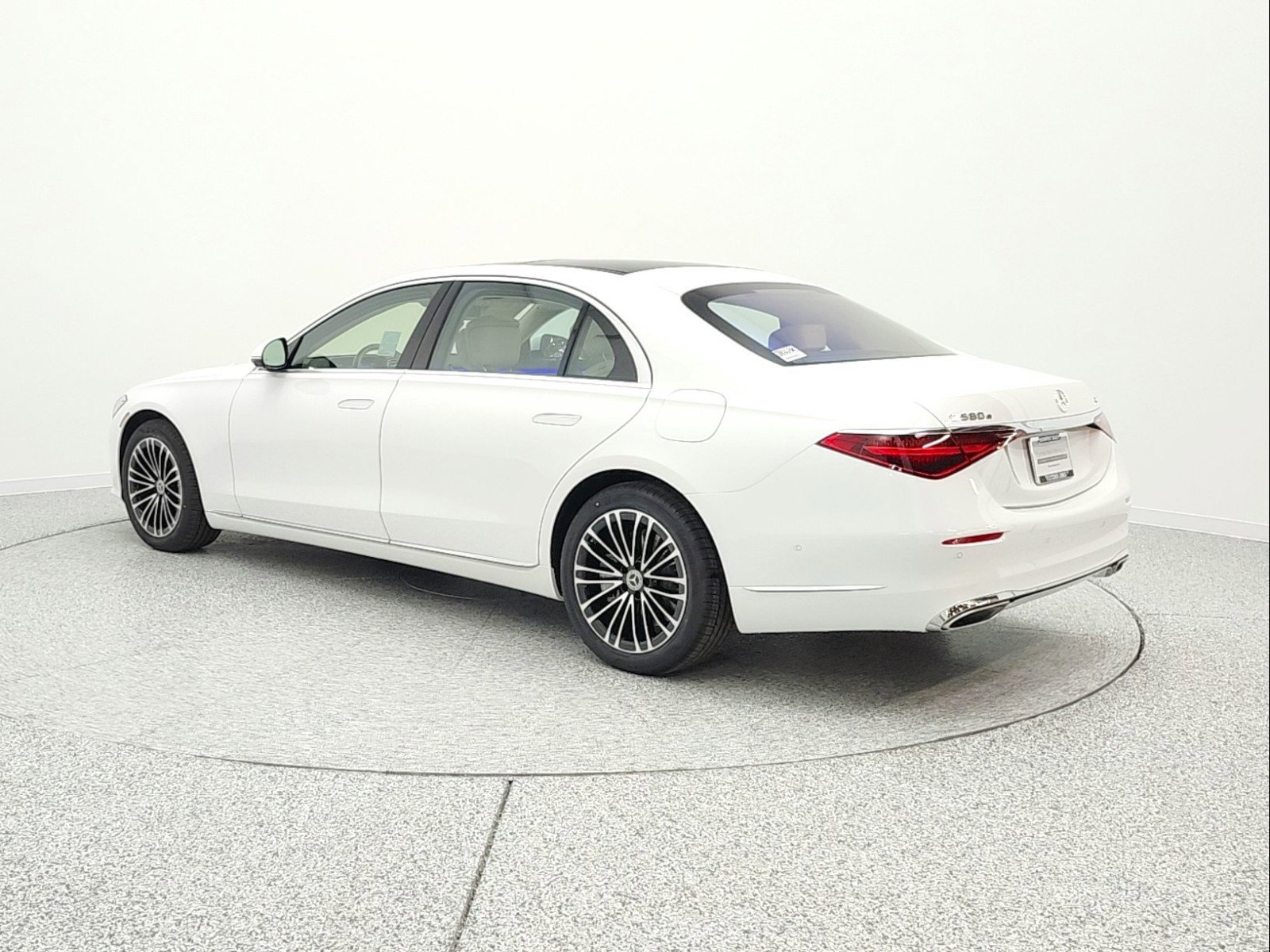 New 2026 Mercedes-Benz S 580e 4MATIC Sedan image 7