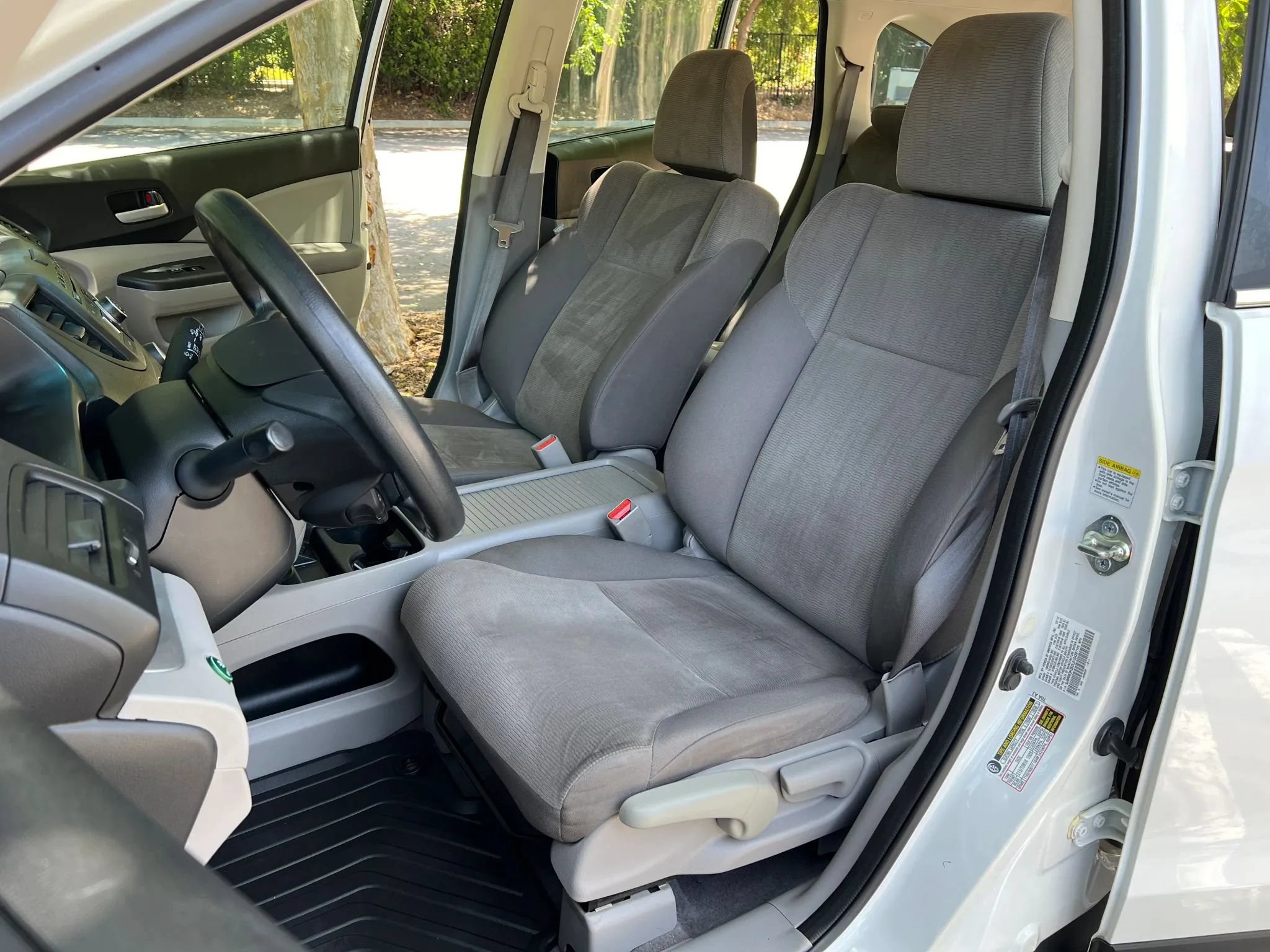 Used 2013 Honda CR-V LX image 11