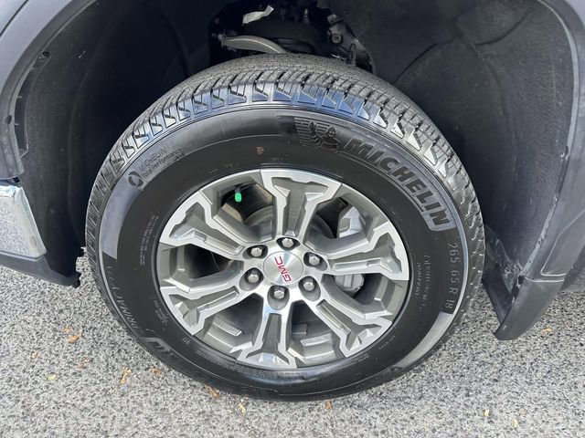 Used 2025 GMC Sierra 1500 SLT image 8