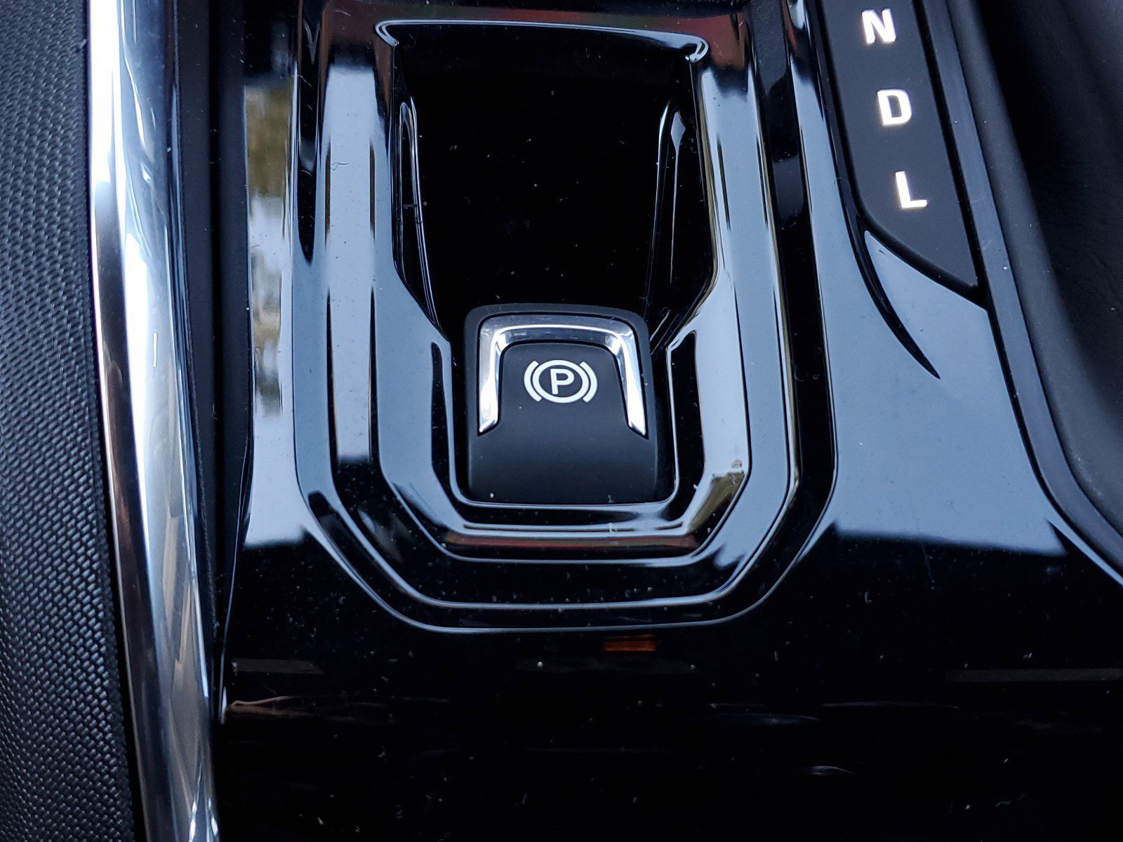 New 2025 GMC Canyon Elevation image 31