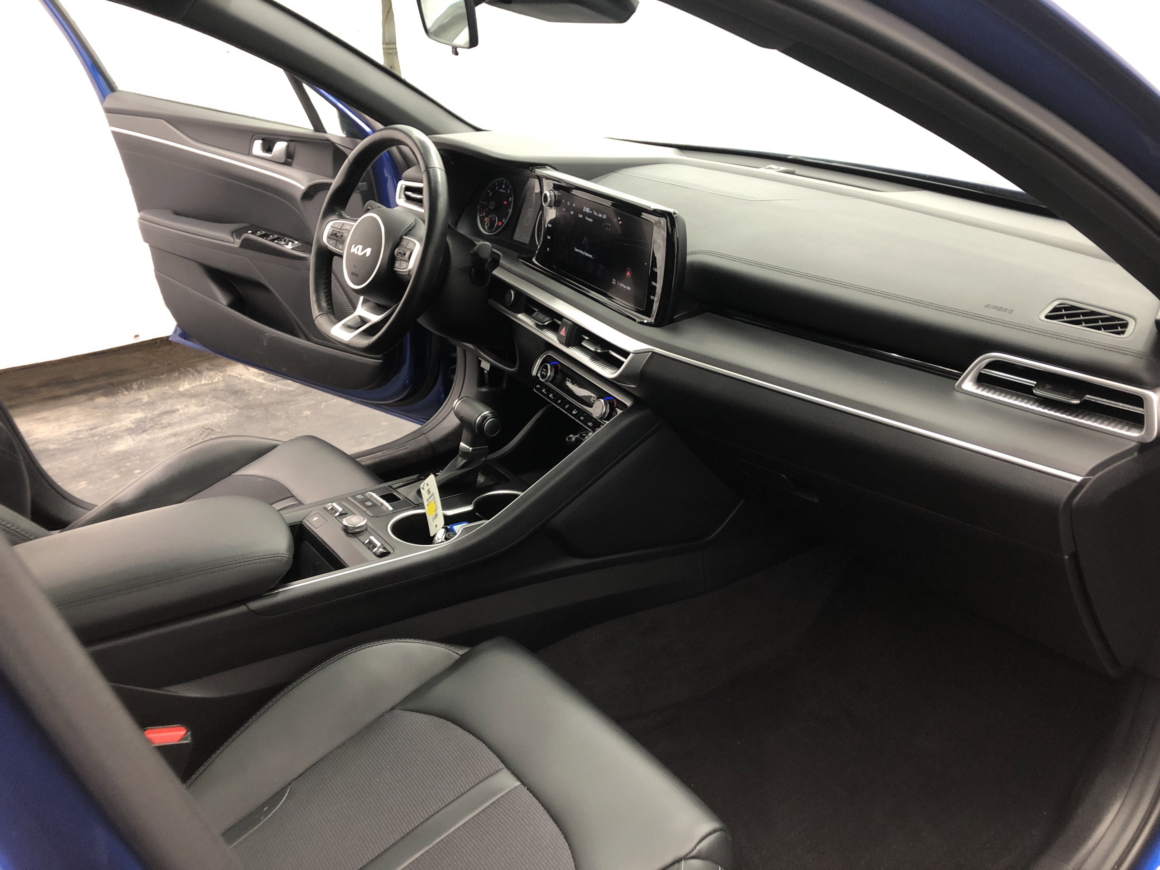 Used 2024 Kia K5 GT-Line AWD/4WD image 12