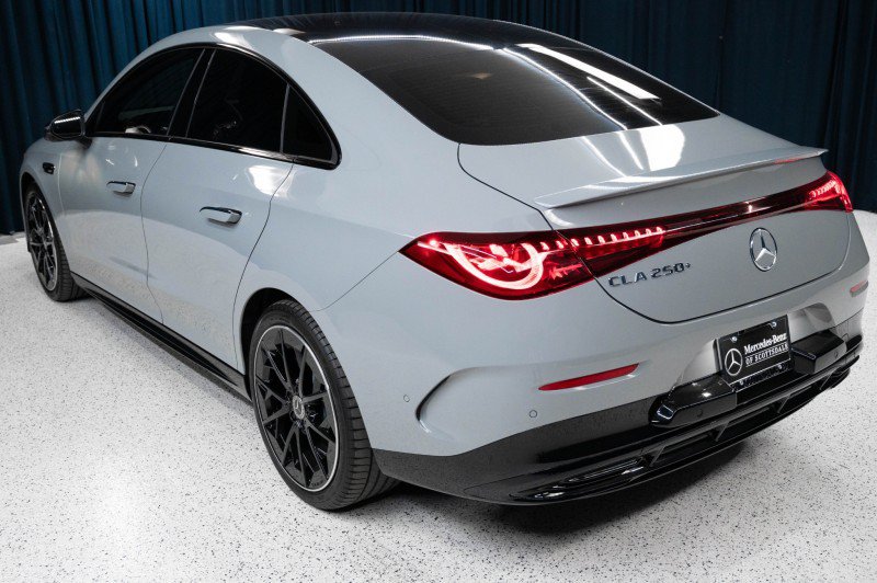 New 2027 Mercedes-Benz CLA 250+ image 7