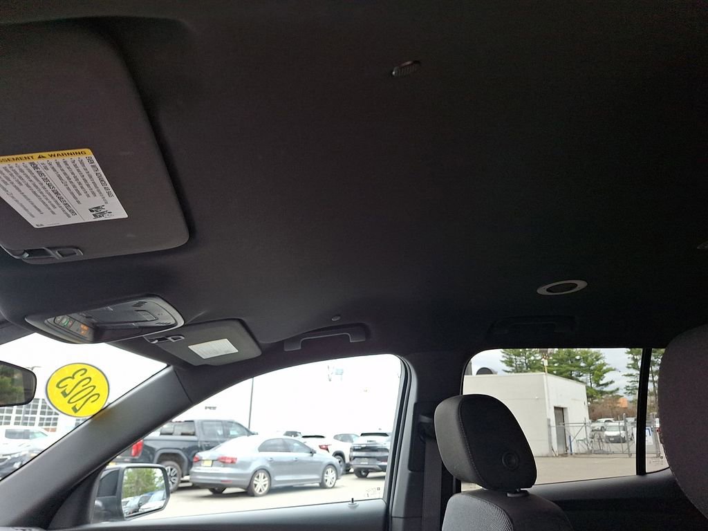 Certified 2023 Chevrolet Traverse LT w/ LPO, Floor Liner Package image 16