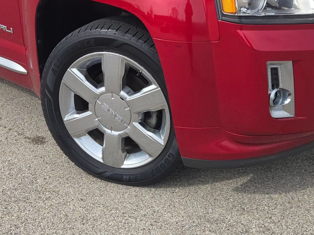 Used 2015 GMC Terrain Denali AWD/4WD image 3