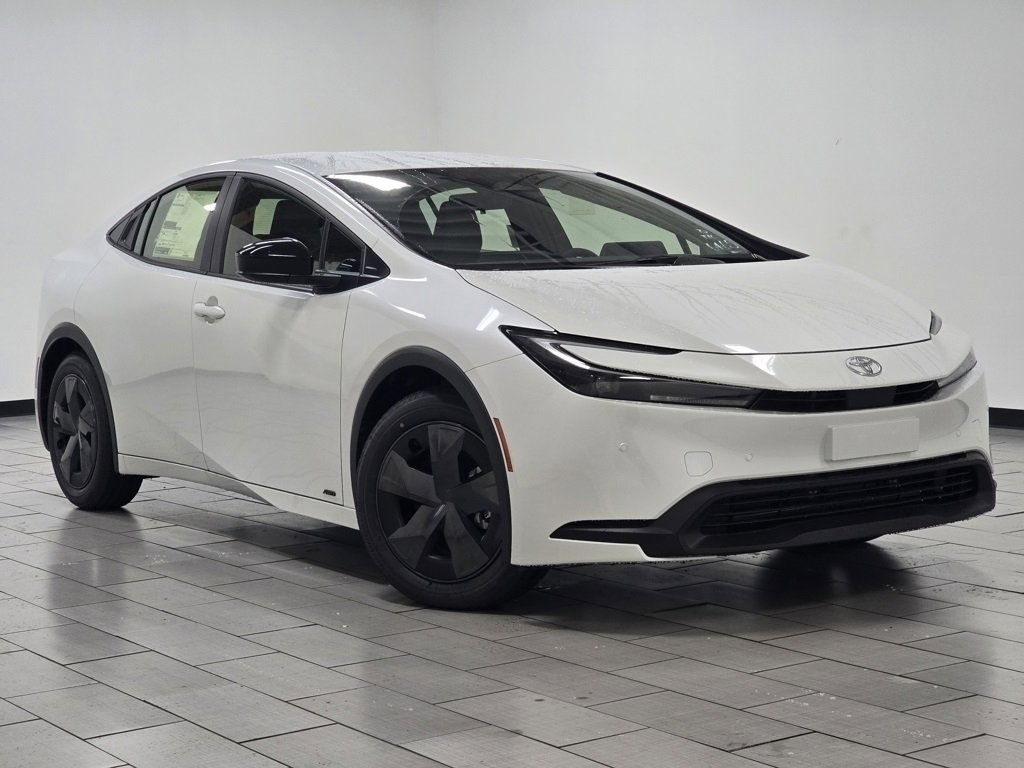 New 2026 Toyota Prius LE image 2