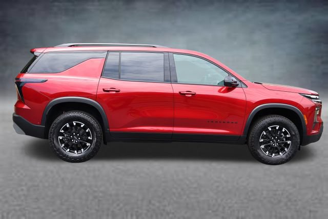 New 2026 Chevrolet Traverse Z71 w/ Enhanced Driving Package AWD/4WD image 2