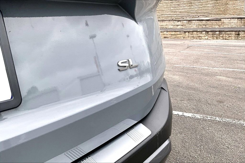 Used 2023 Nissan Rogue SL image 7