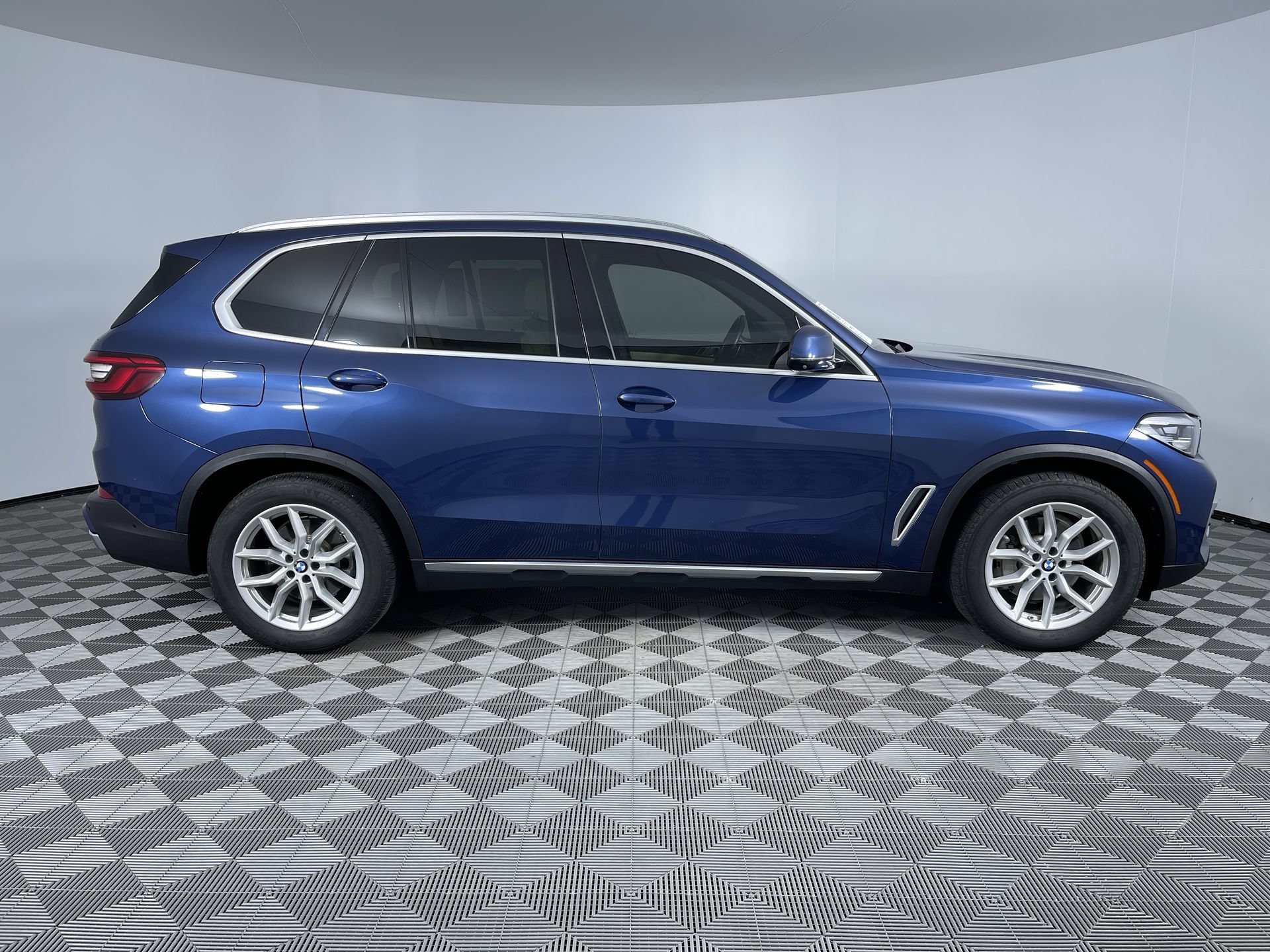 Used 2019 BMW X5 xDrive40i AWD/4WD image 10