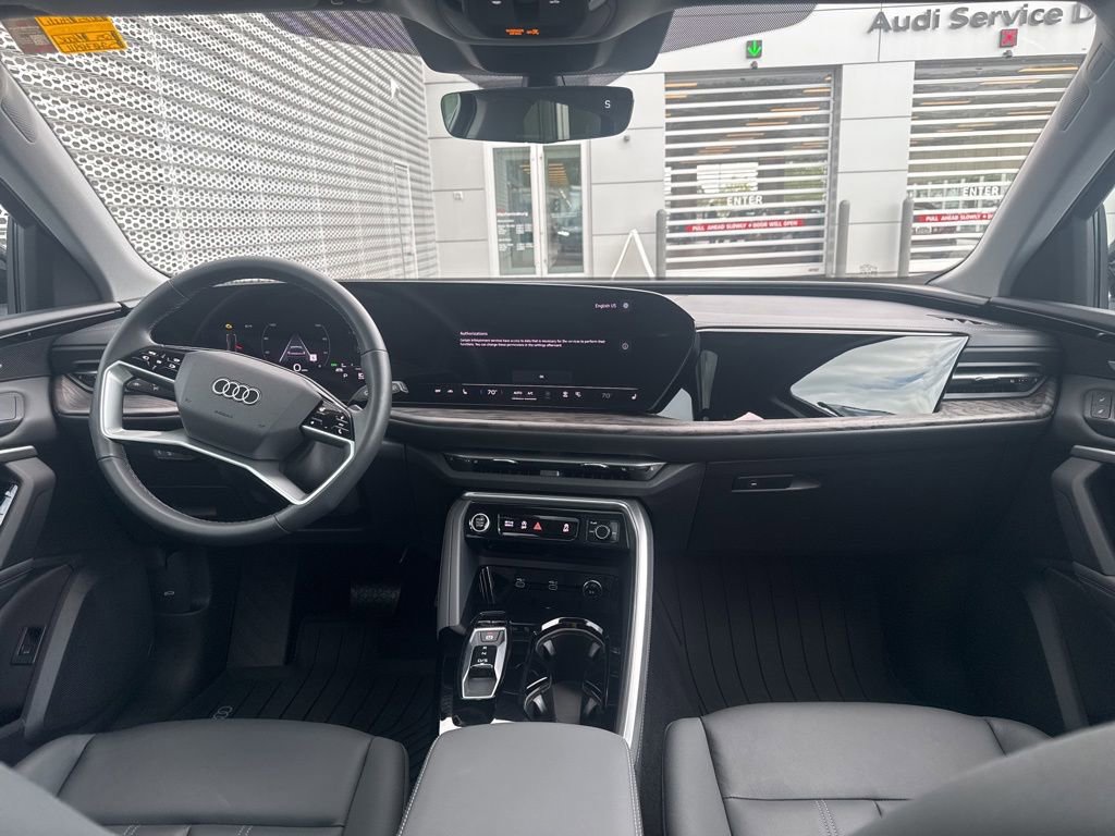 Certified 2025 Audi Q5 Premium w/ Premium Plus AWD/4WD image 15
