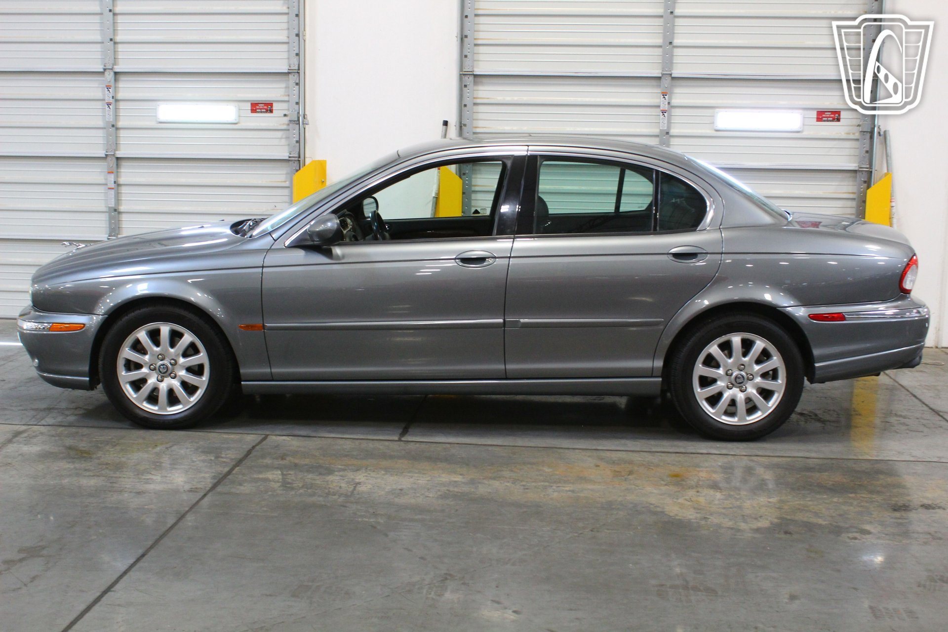 Used 2002 Jaguar X-TYPE 2.5 image 25