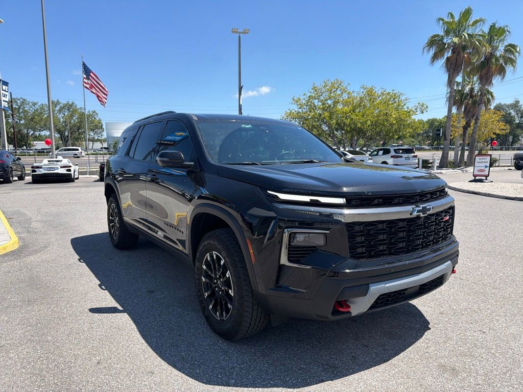 Used 2025 Chevrolet Traverse Z71 w/ Enhanced Driving Package