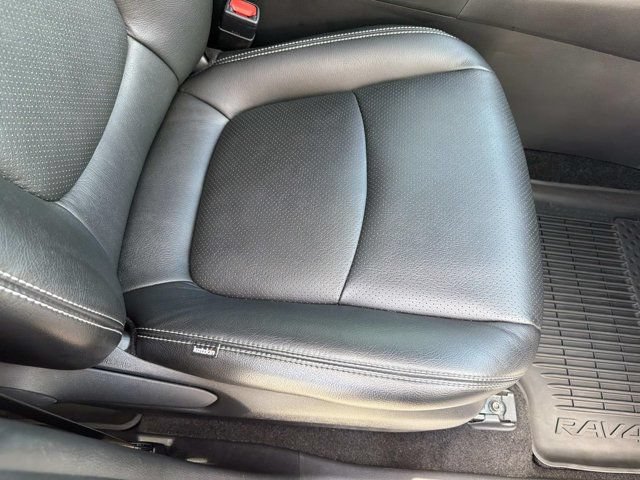 Used 2023 Toyota RAV4 XLE AWD/4WD image 16