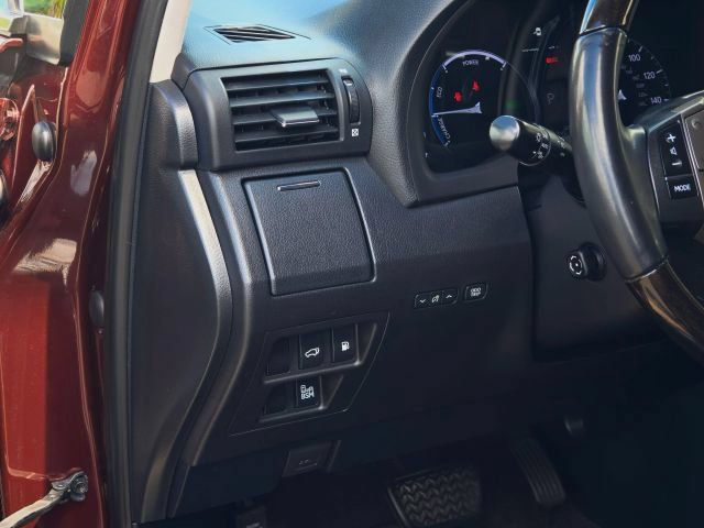 Used 2013 Lexus RX 450h AWD w/ Navigation Pkg image 19