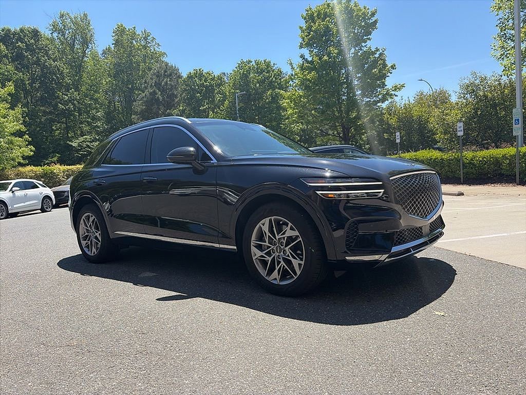 Certified 2024 Genesis GV70 2.5T w/ Advanced Package AWD/4WD image 3