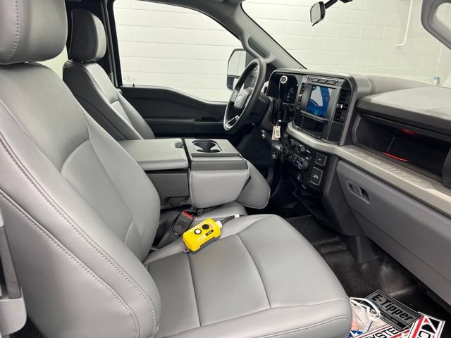 New 2024 Ford F450 XL AWD/4WD image 23