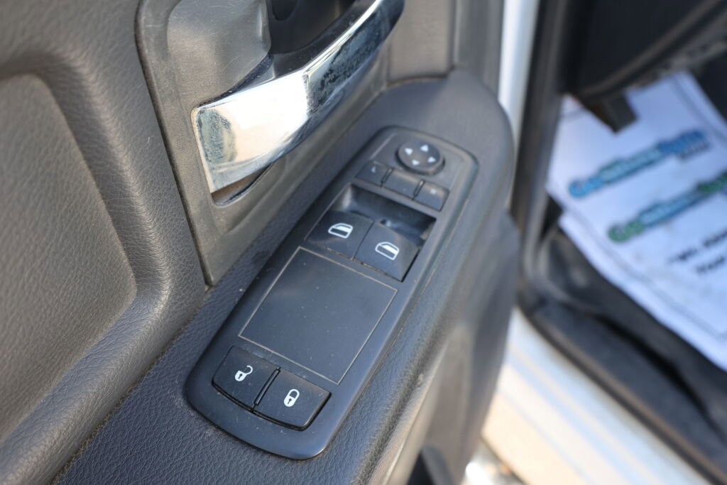 Used 2012 RAM 5500 2WD Regular Cab w/ PWR Accessory Group image 22