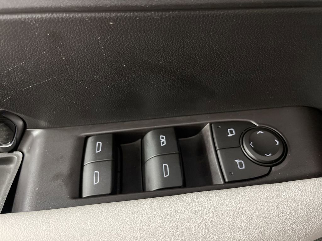 Used 2023 GMC Canyon AT4X image 22